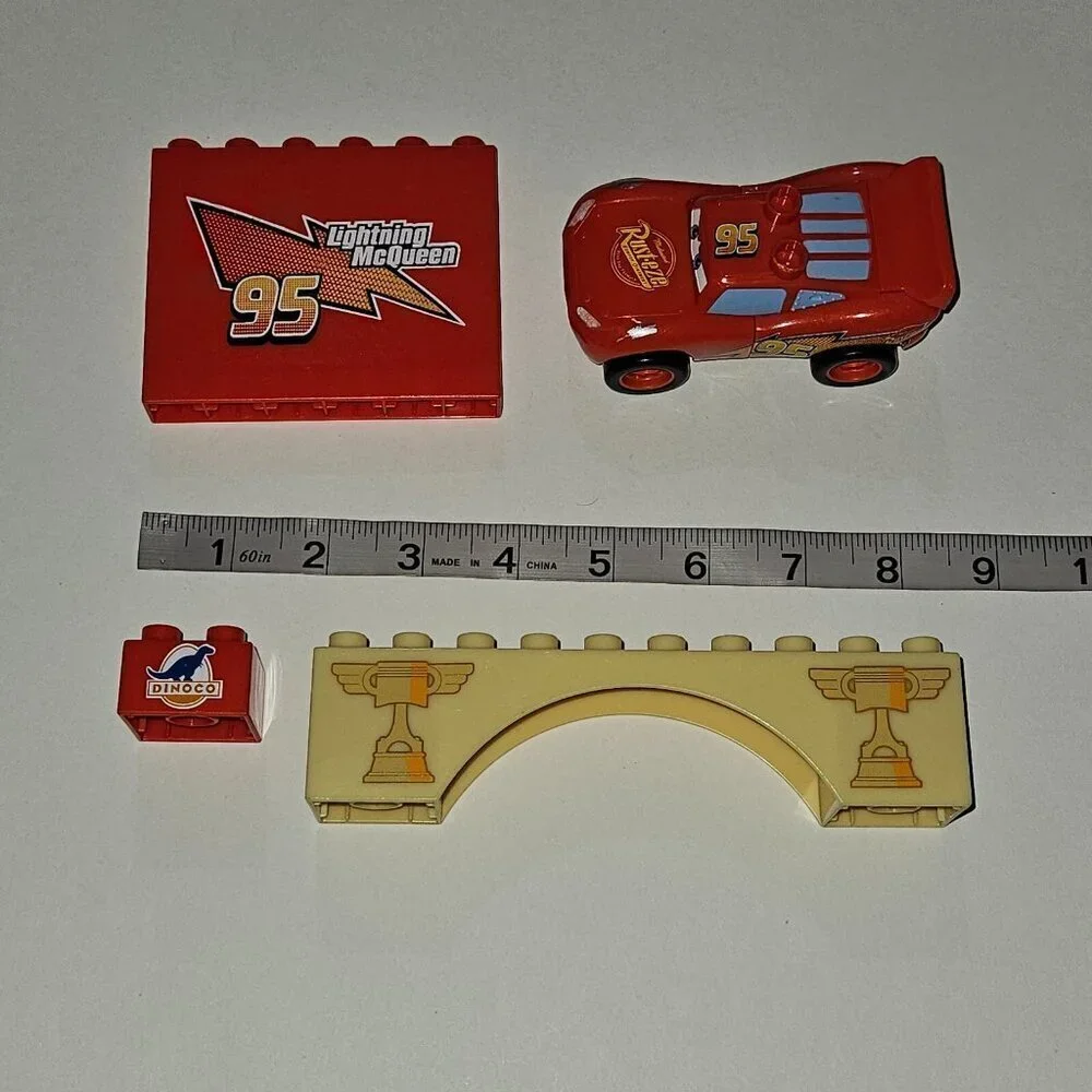 Disney Cars Mega Bloks Lot Dinoco Lightning McQueen Piston Cup Arch Replacement